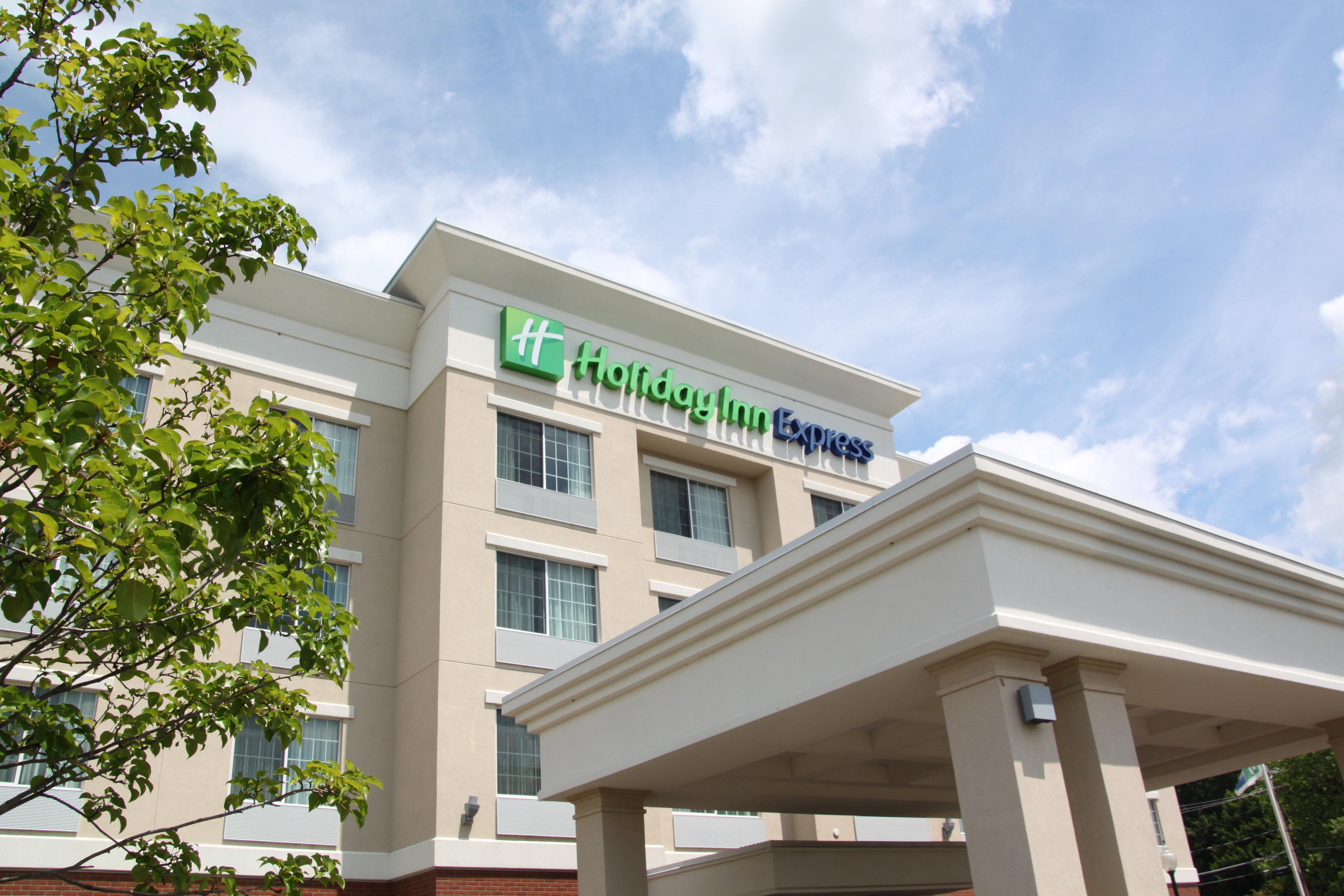 Holiday Inn Express - Cortland By Ihg Buitenkant foto