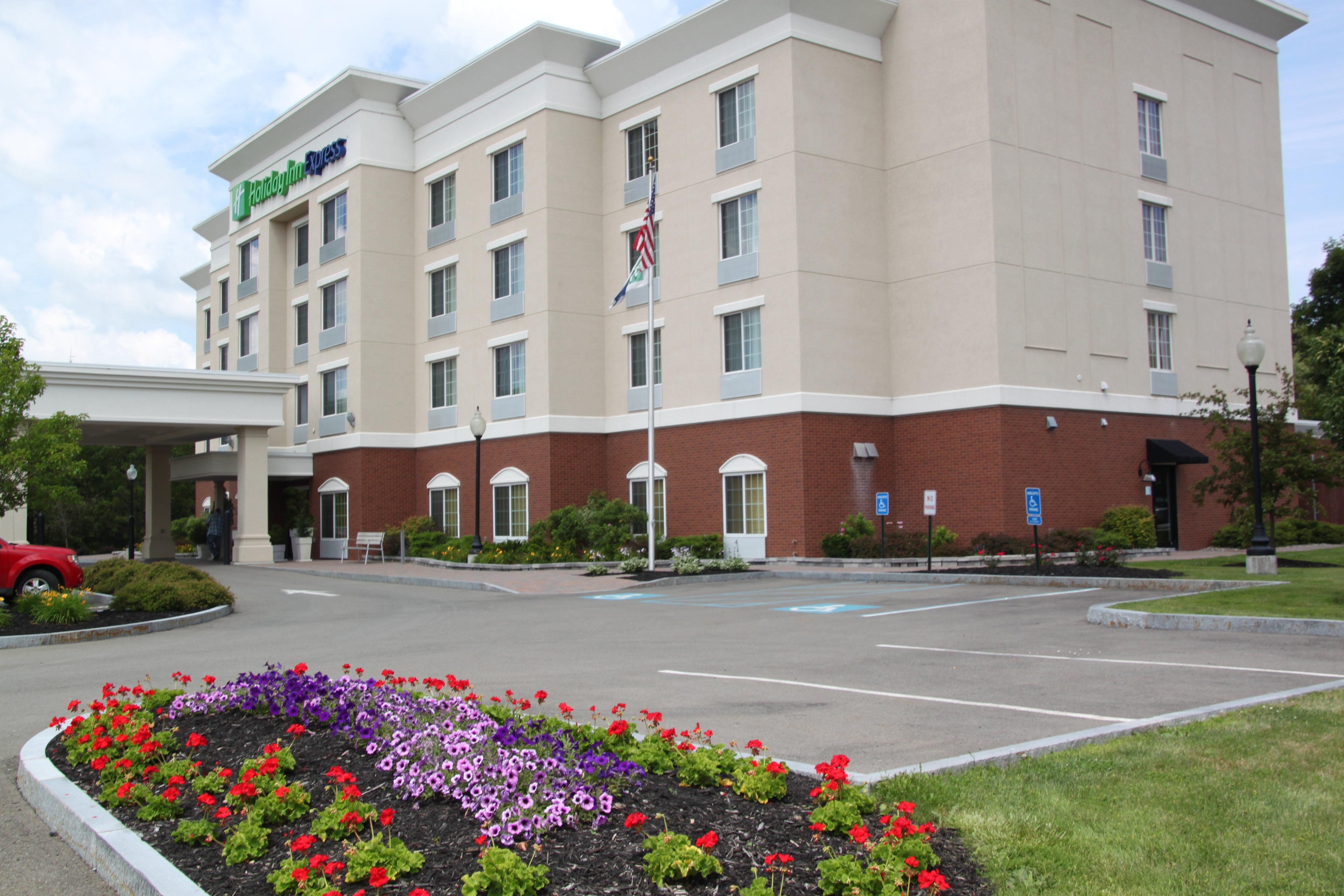 Holiday Inn Express - Cortland By Ihg Buitenkant foto